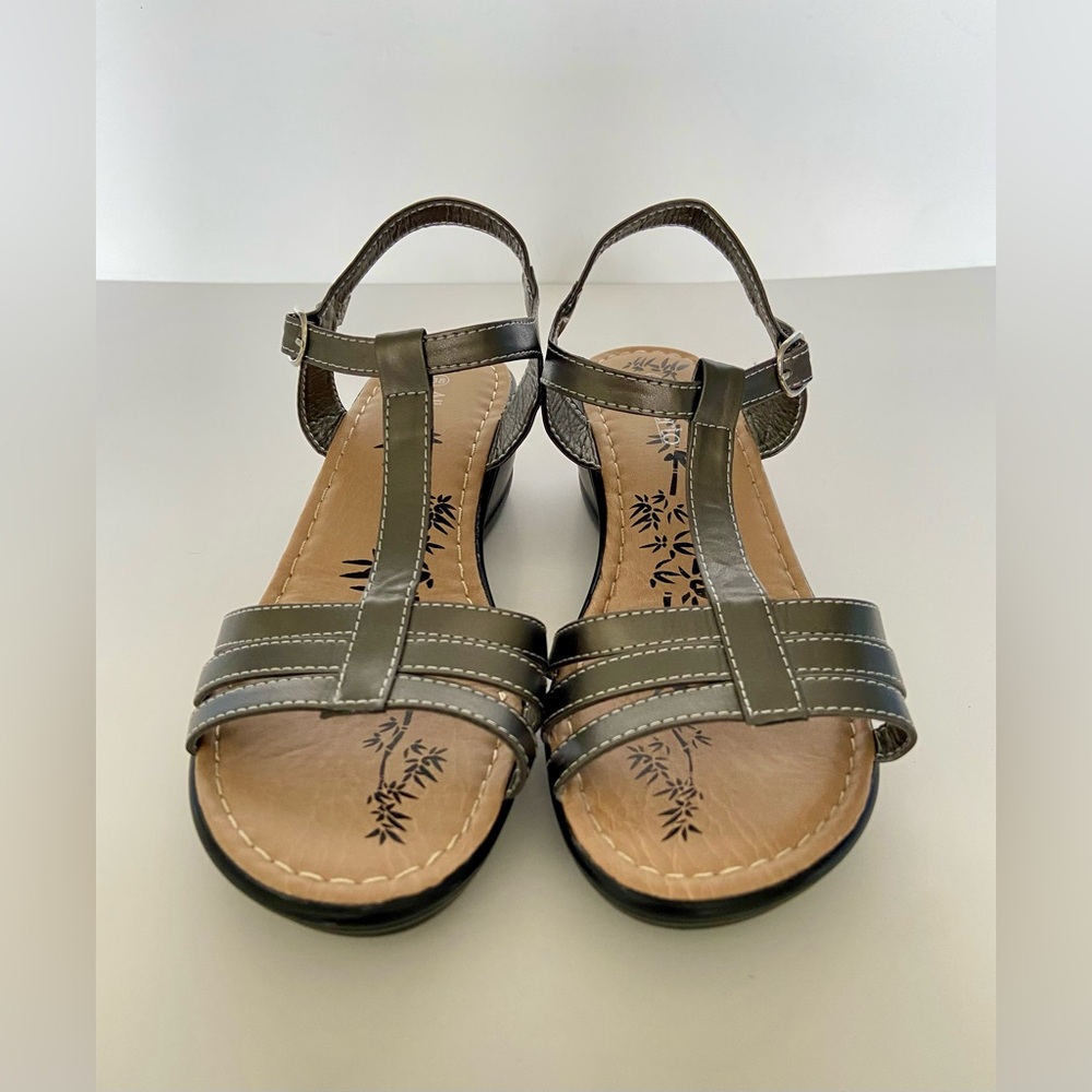 Women’s Alberto Metallic‎ Gray Strappy Sandals Size 38 US 7.5 NEW without box